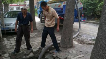 Hút hầm cầu tại Huyện Đức Trọng Hút hầm cầu tại Huyện Đức Trọng